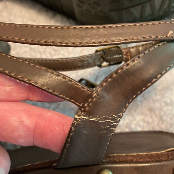 UnionBay Strapp-y heels - Picture 3 of 6